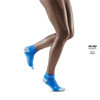 Damskie skarpety kompresyjne sportowe CEP Ultralight low-cut niebieskie