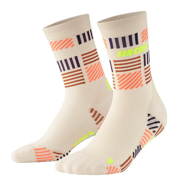 Damskie skarpety kompresyjne sportowe CEP The Run Limited 2024.2 krótkie beżowe z brązowymi paskami