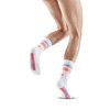 Damskie skarpety kompresyjne sportowe CEP Miami Vibes 80's krótkie białe z niebiesko-czerwonymi paskami - limitowana edycja