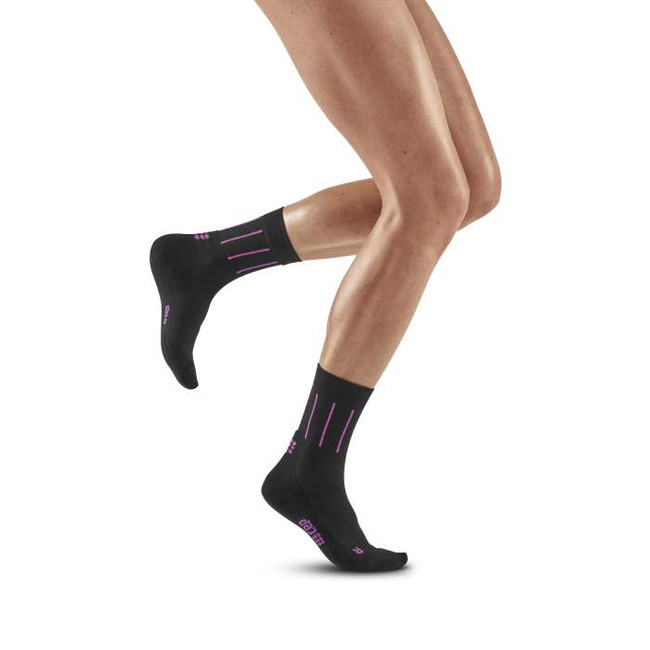 Damskie skarpety kompresyjne sportowe CEP Pinstripe krótkie czarne - limitowana edycja