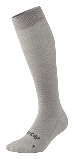 Męskie skarpety kompresyjne sportowe wysokie CEP Flight szare