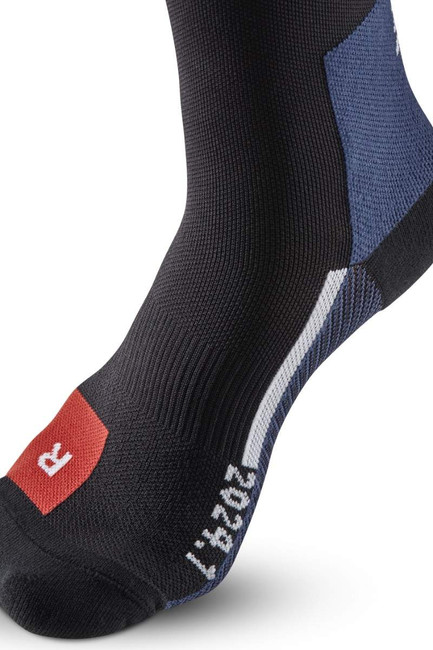 Damskie skarpety kompresyjne sportowe CEP The Run Limited wysokie czarne - limitowana kolekcja