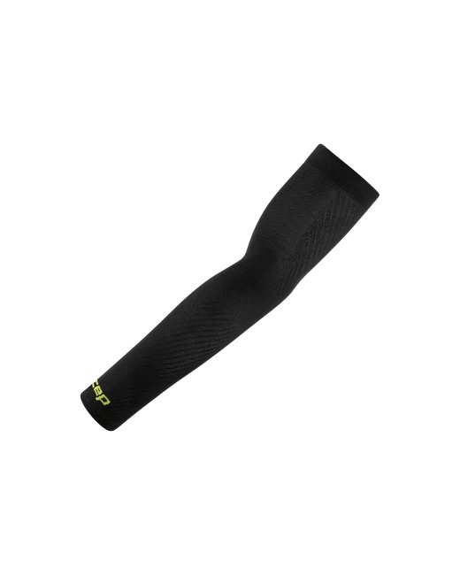 Opaski kompresyjne na ramiona rękawki biegowe unisex Core Run Ultralight CEP czarne