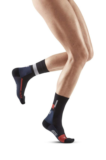 Damskie skarpety kompresyjne sportowe CEP The Run Limited krótkie czarne - kolekcja limitowana