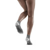 Damskie skarpety kompresyjne sportowe CEP Ultralight low-cut szare
