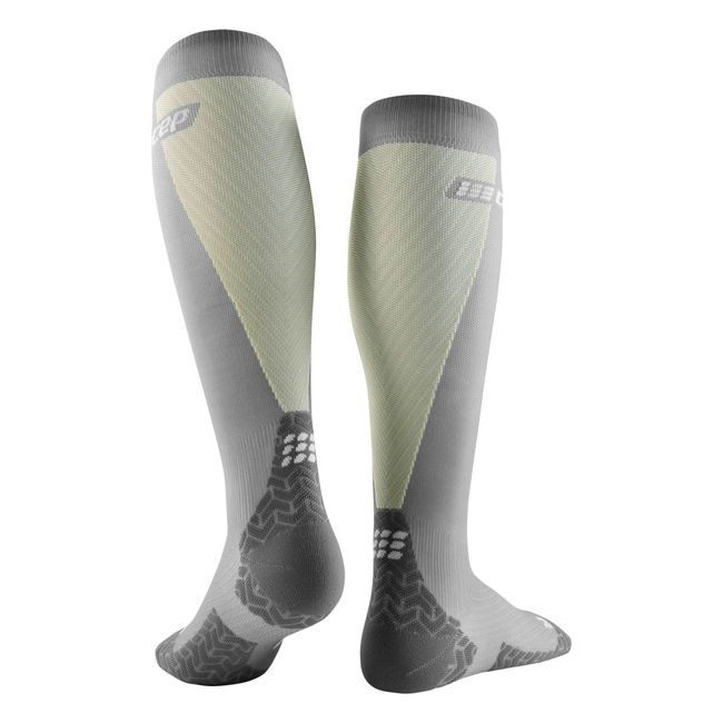 Męskie skarpety kompresyjne sportowe CEP Ultralight wysokie szaro - zielone - nowa kolekcja