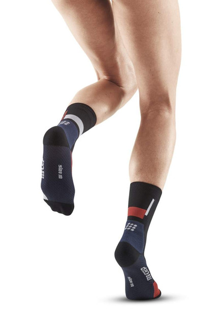 Damskie skarpety kompresyjne sportowe CEP The Run Limited krótkie czarne - kolekcja limitowana