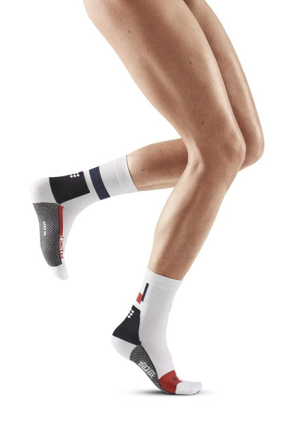 Damskie skarpety kompresyjne sportowe CEP The Run Limited krótkie białe - kolekcja limitowana
